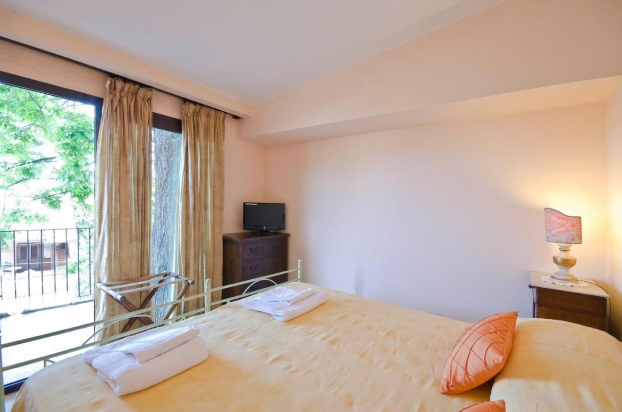 B&B Villa Vittoria Giardini Naxos Eksteriør bilde
