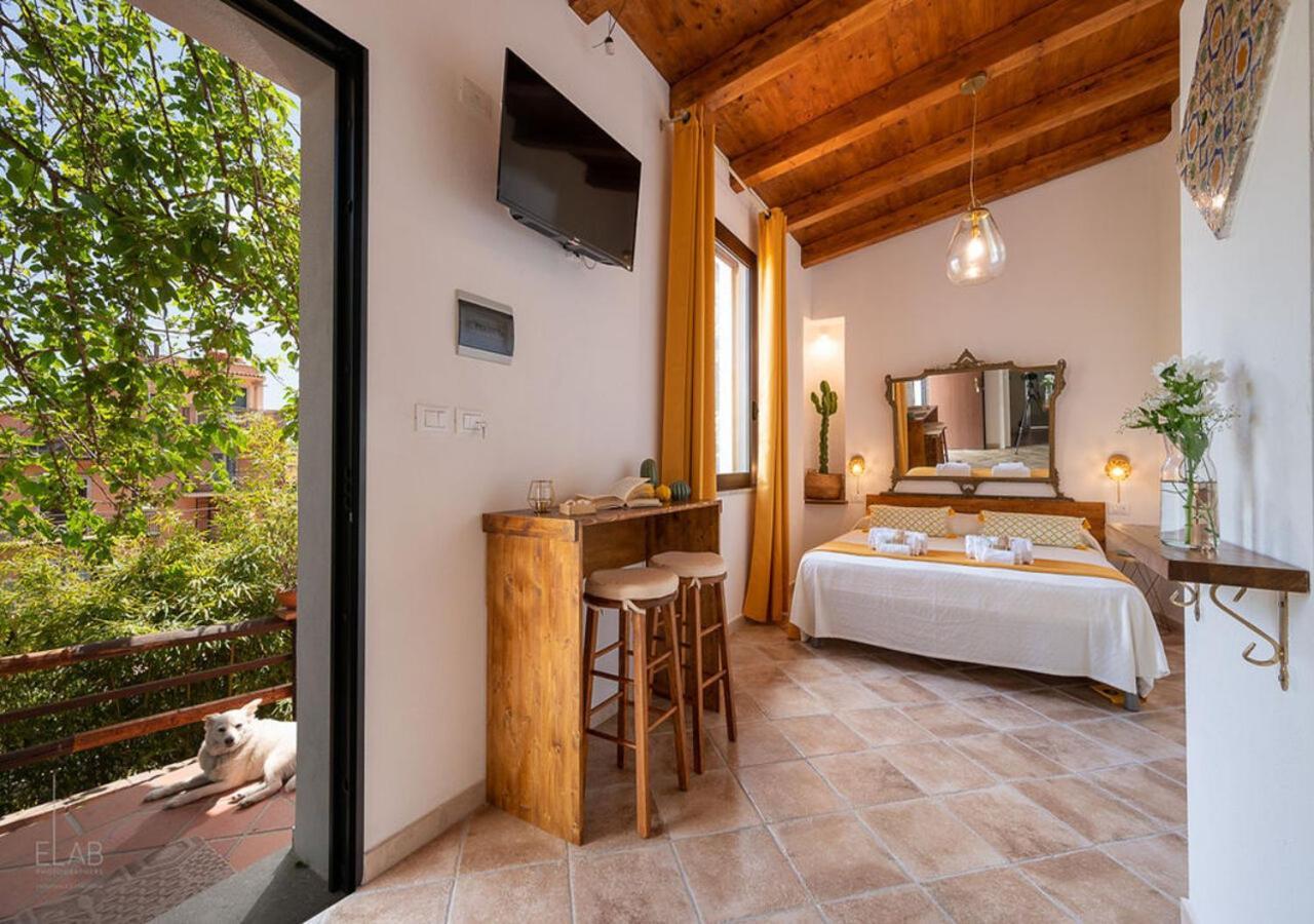 B&B Villa Vittoria Giardini Naxos Eksteriør bilde