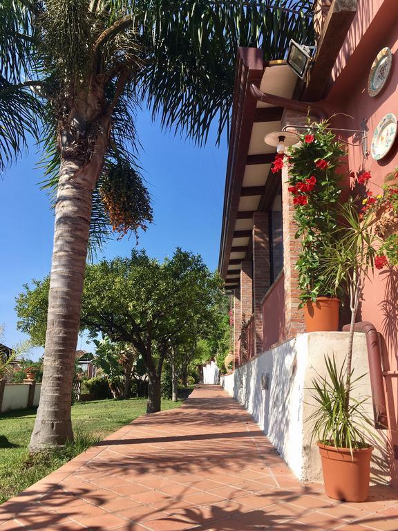B&B Villa Vittoria Giardini Naxos Eksteriør bilde