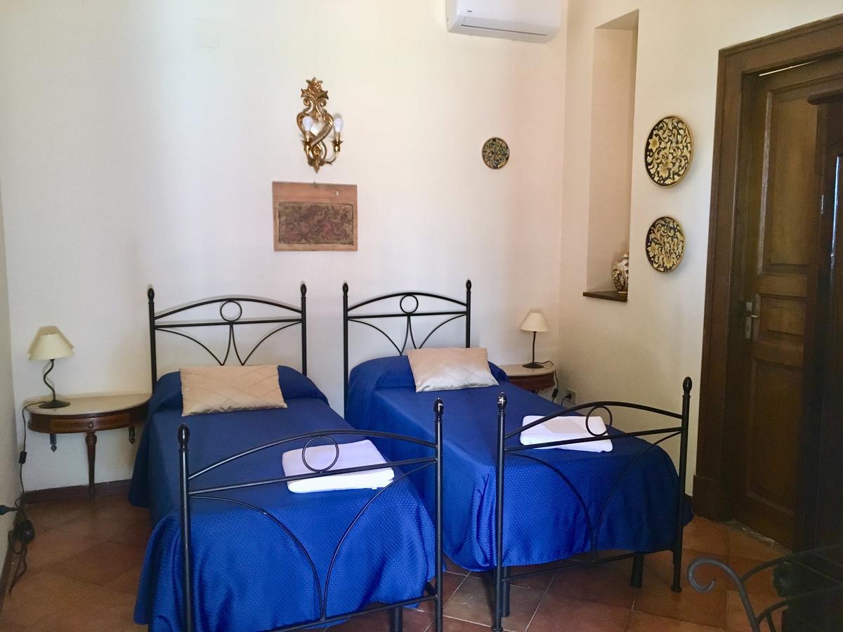 B&B Villa Vittoria Giardini Naxos Eksteriør bilde