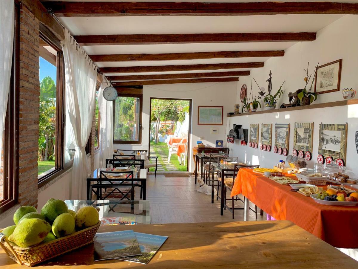 B&B Villa Vittoria Giardini Naxos Eksteriør bilde